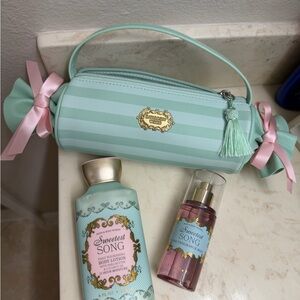 Bath and Body Works Coquette Bag sweet pea purse BBW